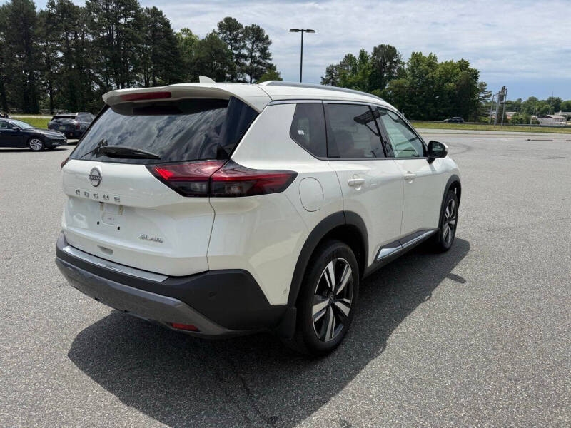 2023 Nissan Rogue SL