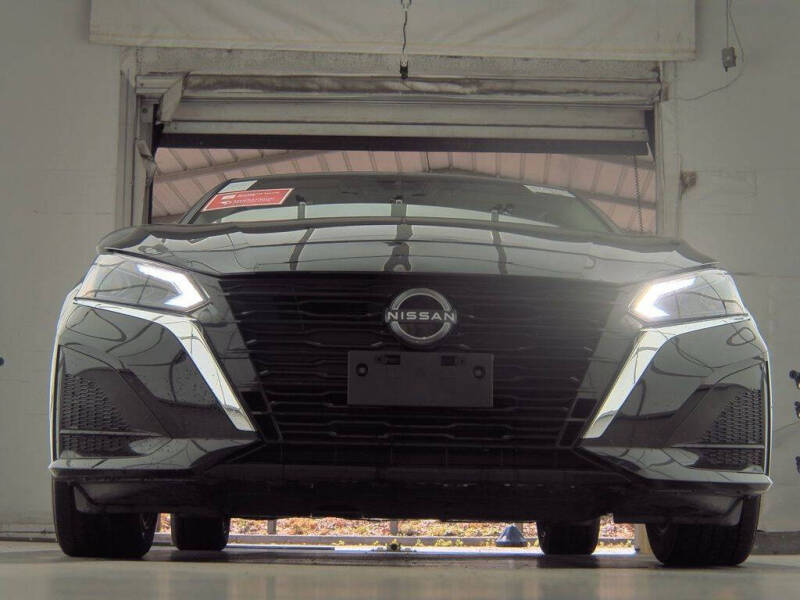 Used 2024 Nissan Altima SV with VIN 1N4BL4DV2RN388691 for sale in Maysville, KY