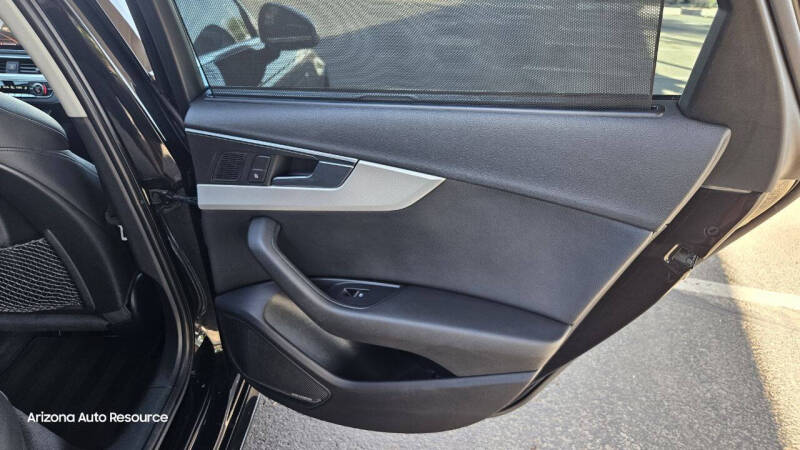 2017 Audi A4 2.0T quattro Prestige