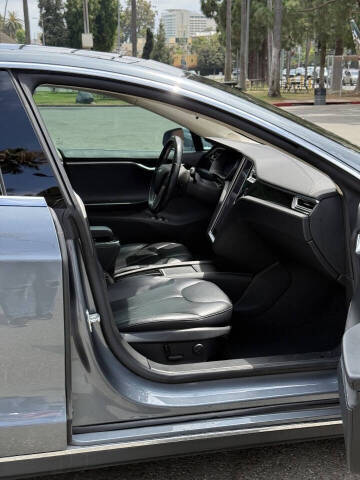 2014 Tesla Model S 85