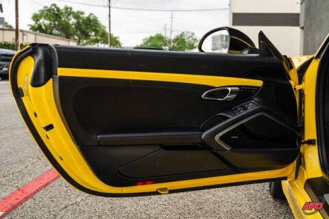 2016 Porsche Cayman