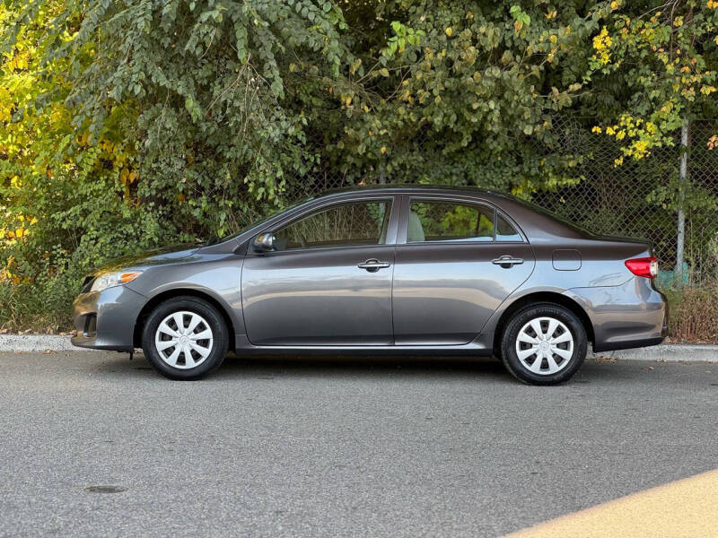 2012 Toyota Corolla L photo 5