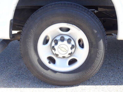 2024 Chevrolet Express 2500