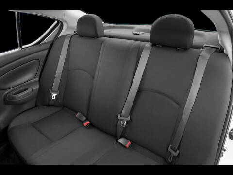 2019 Nissan Versa SV