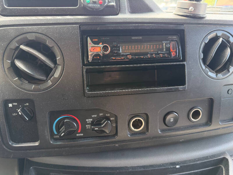 2010 Ford E-Series E-150