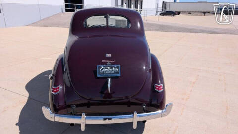 1940 Ford Deluxe