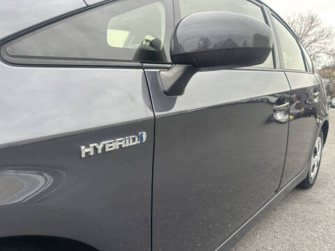 2013 Toyota Prius Three