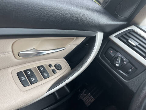 2015 BMW 3 Series 320i xDrive