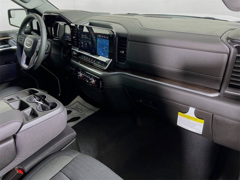 2026 GMC Sierra 1500 Elevation Standard