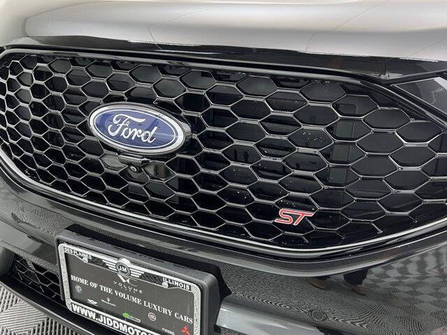 2022 Ford Edge ST