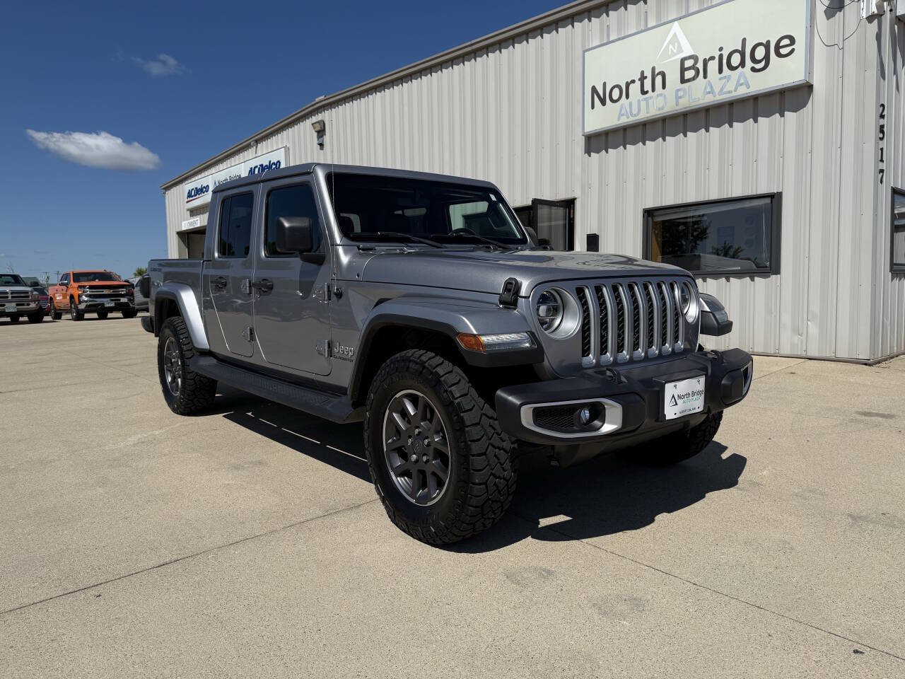 2020 Jeep Gladiator Overland's photo