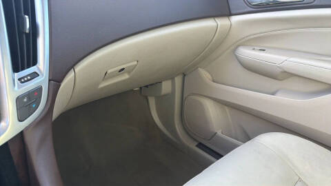 2011 Cadillac SRX Luxury Collection