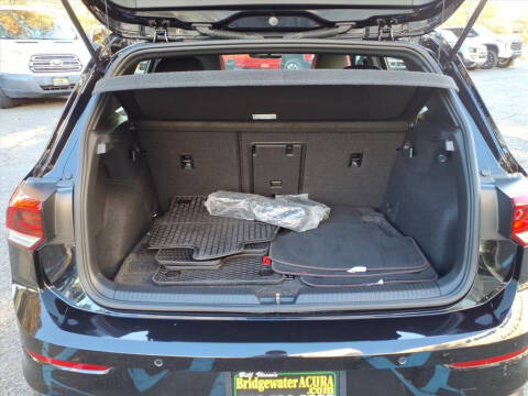 2022 Volkswagen Golf GTI SE