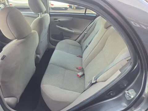 2012 Toyota Corolla LE