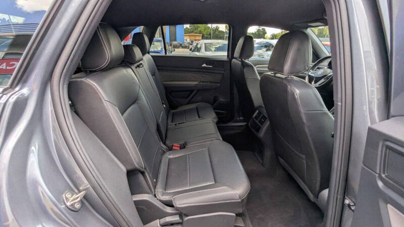 2023 Volkswagen Atlas Cross Sport SE