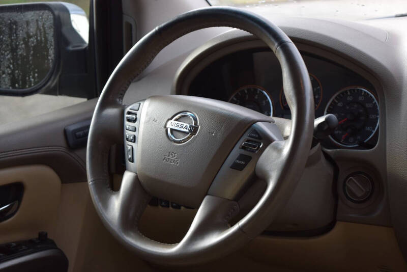 2015 Nissan Armada Platinum