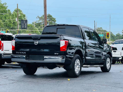 2017 Nissan Titan SV