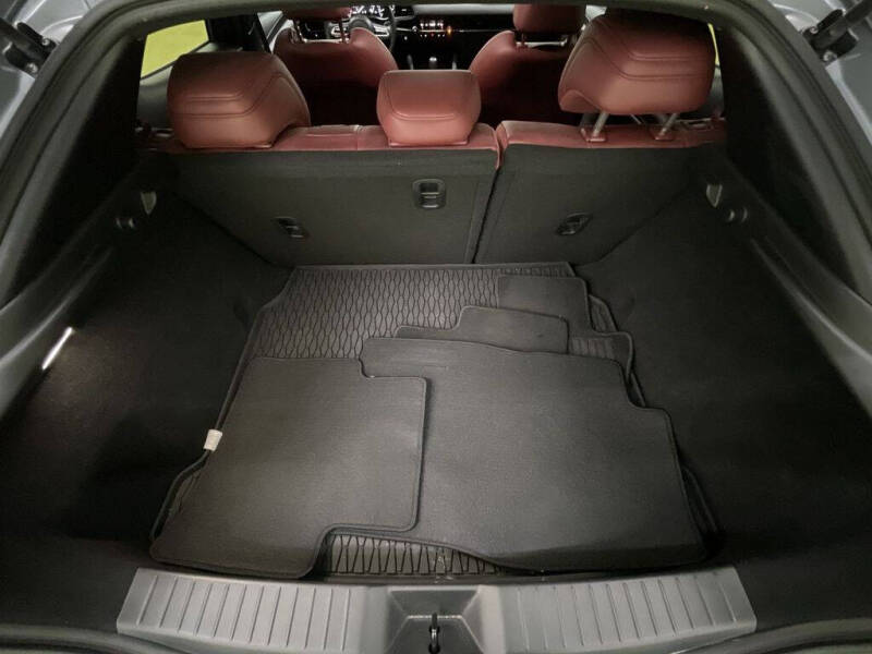 2023 Mazda Mazda3 Hatchback 2.5 S Carbon Edition