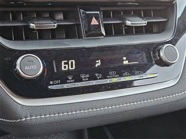 2024 Toyota Corolla Hatchback SE