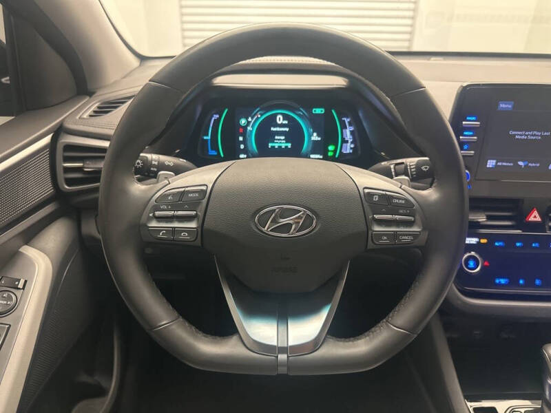 2022 Hyundai Ioniq Hybrid SE