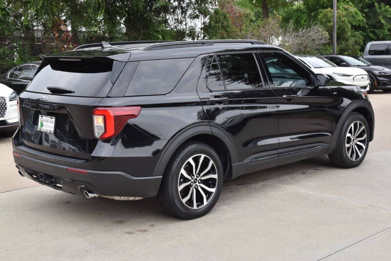 2023 Ford Explorer ST-Line