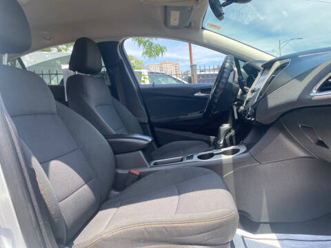 2017 Chevrolet Cruze LS Auto