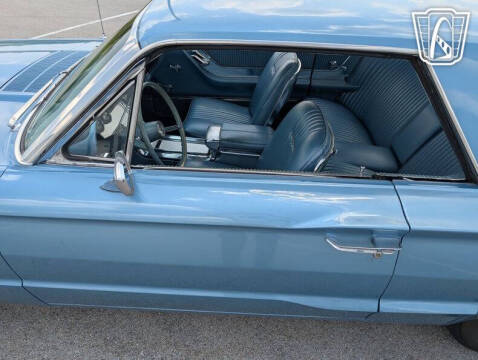 1964 Ford Thunderbird