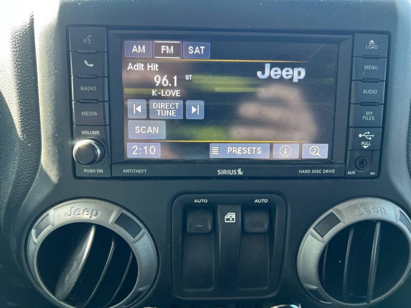 2017 Jeep Wrangler Sport