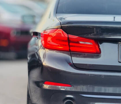 2018 BMW 5 Series 530i