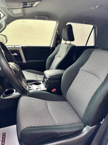 2019 Toyota 4Runner SR5