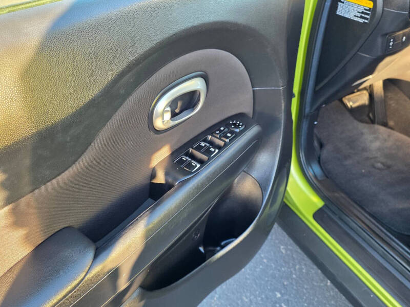 2018 Kia Soul +