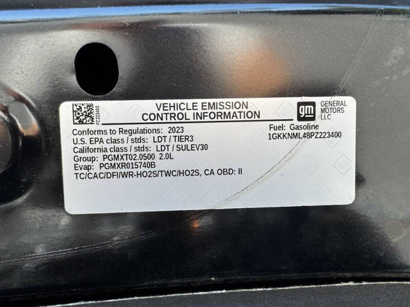 2023 GMC Acadia SLT