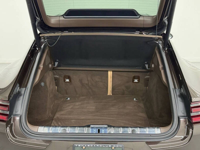 2020 Porsche Panamera