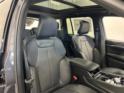 2025 Jeep Grand Cherokee Overland