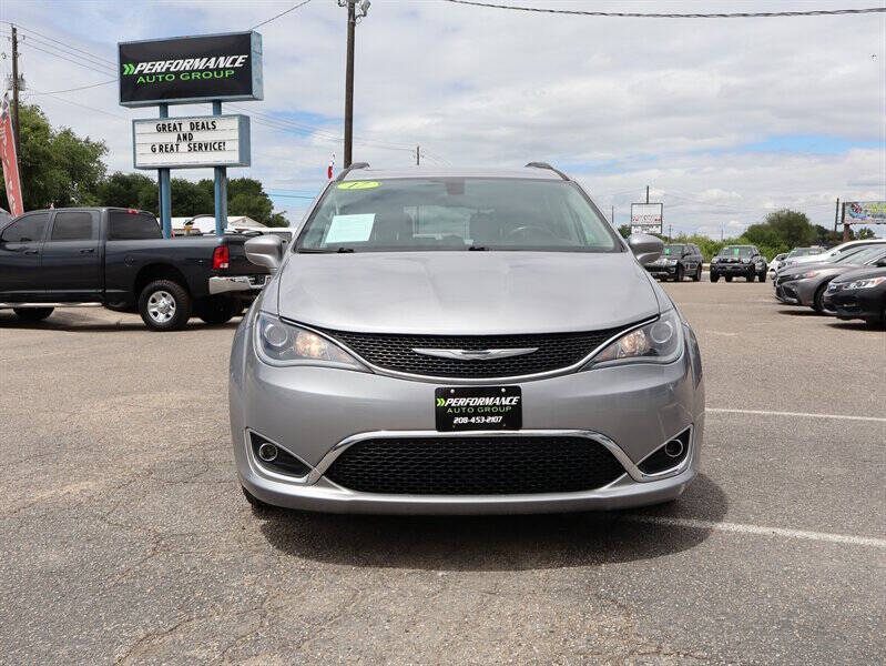 2017 Chrysler Pacifica Touring-L