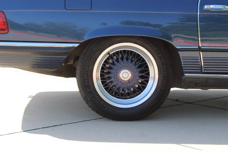 1985 Mercedes-Benz 500-Class