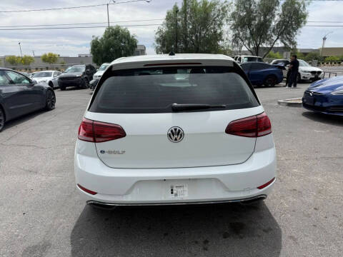 2019 Volkswagen e-Golf SE