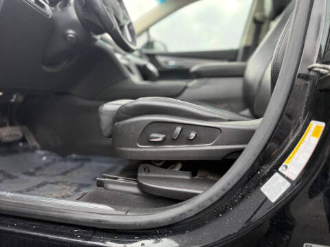 2017 Cadillac XT5 Luxury