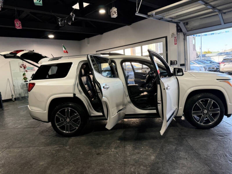 2018 GMC Acadia Denali
