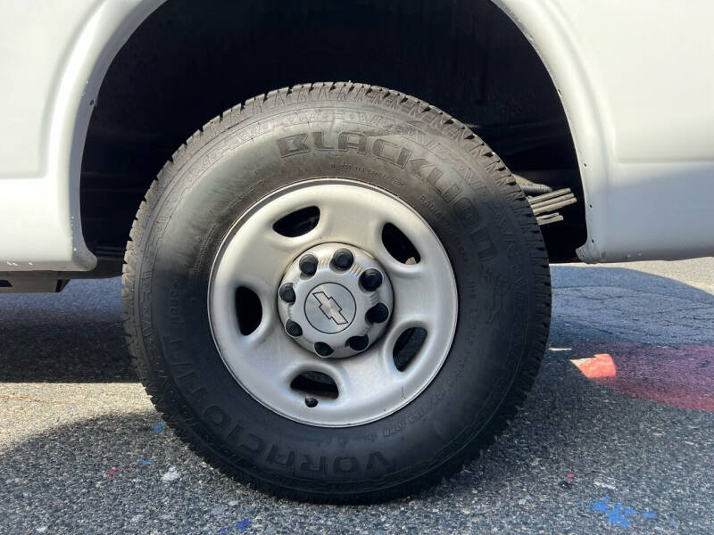 2020 Chevrolet Express 2500