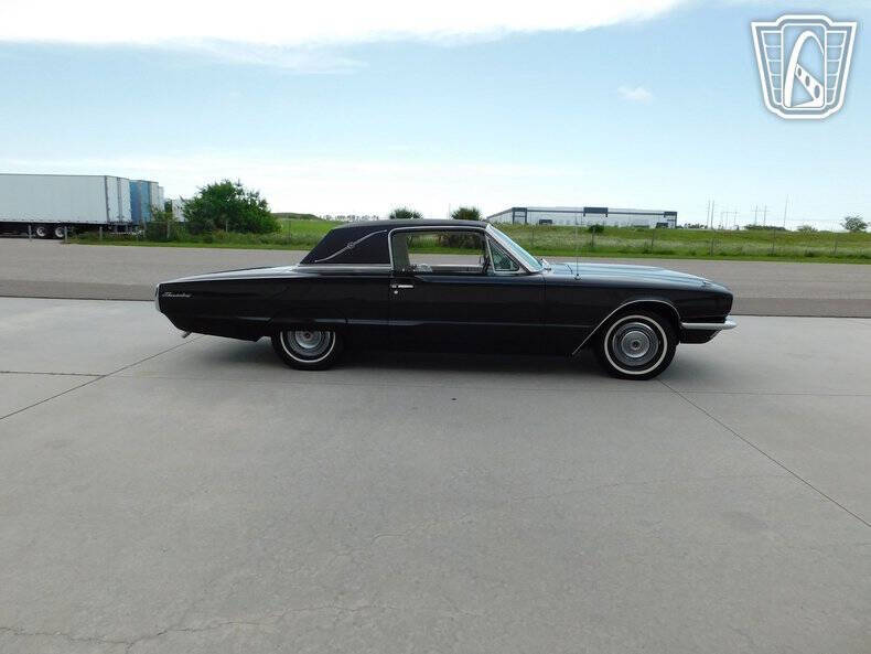 1966 Ford Thunderbird