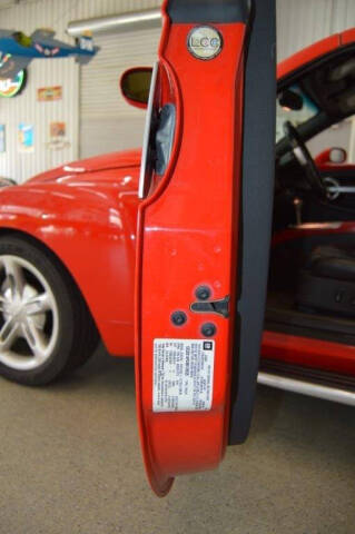 2004 Chevrolet SSR LS