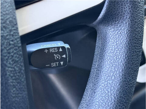 2016 Toyota Prius Two