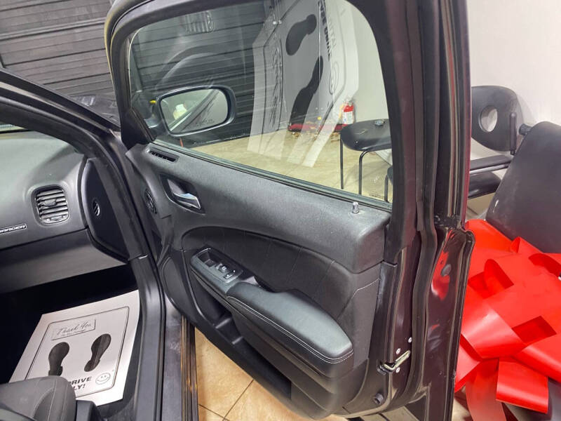 2021 Dodge Charger SXT