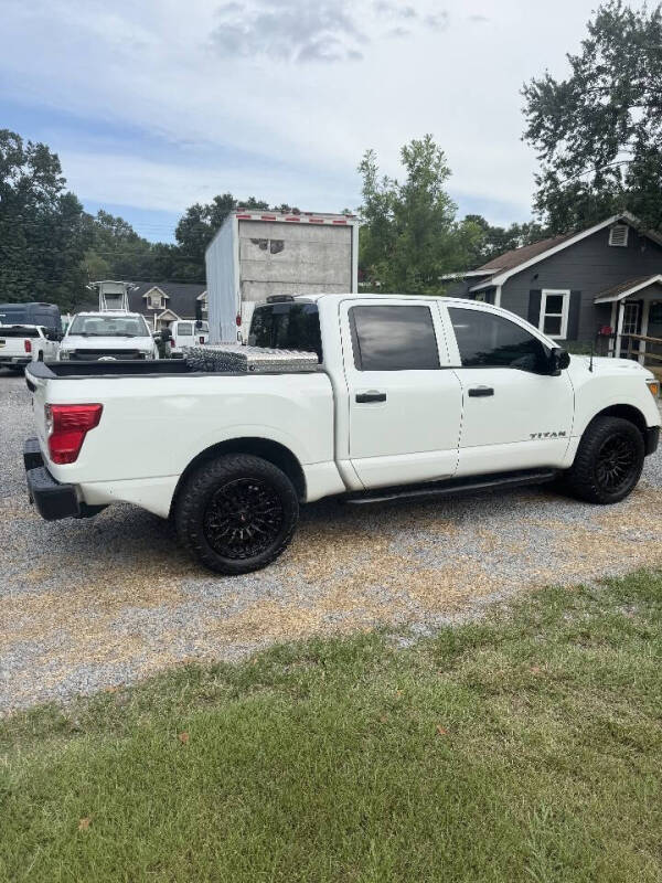2017 Nissan Titan S