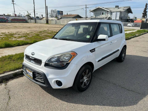 2013 Kia Soul for sale at Pemex Auto Center in Fresno CA