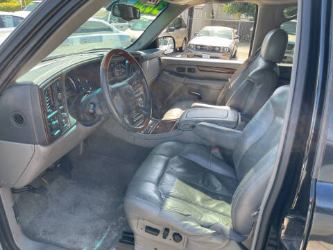 2002 Cadillac Escalade