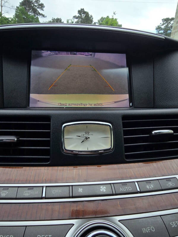 2012 Infiniti M37