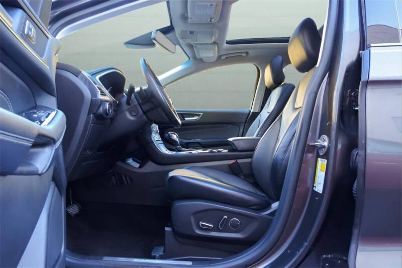 2018 Ford Edge Titanium