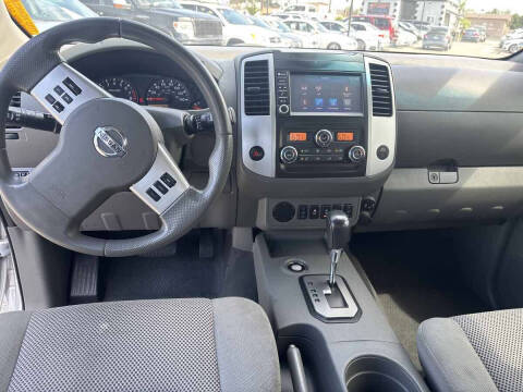 2021 Nissan Frontier SV